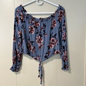 Women Kendall & Kylie long sleeve (off shoulder) blouse size medium